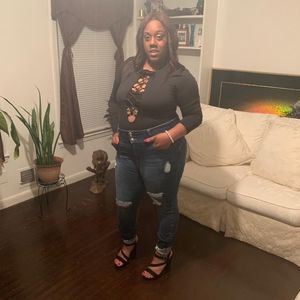 Meet your Posher, Crystal